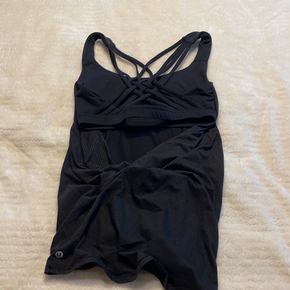 Lululemon Yoga Too - Picture 2 of 2